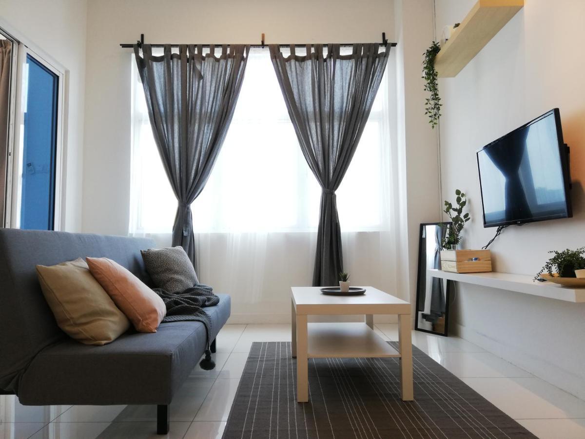 Puchong Skypod Residence @ Hostay ภายนอก รูปภาพ